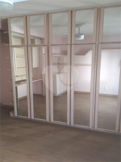 Foto REO1111497