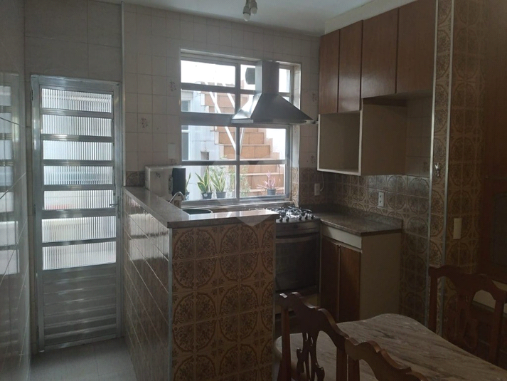Foto REO1111497