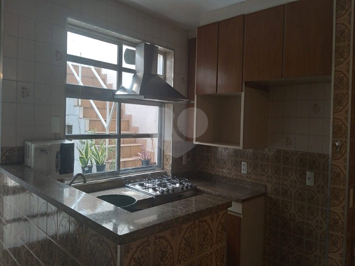 Foto REO1111497