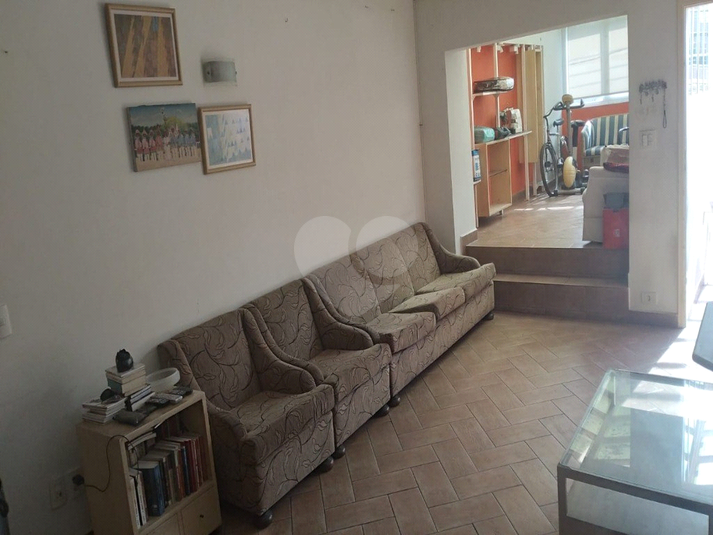 Foto REO1111497
