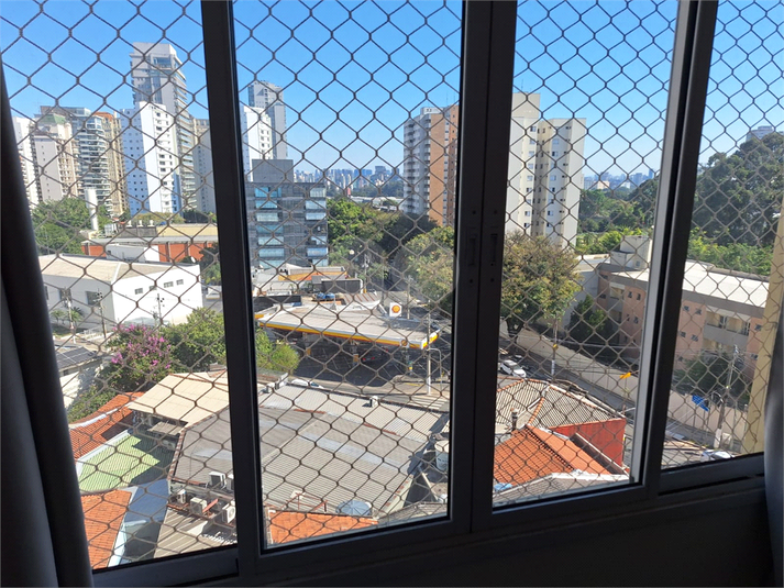 Foto REO1111517