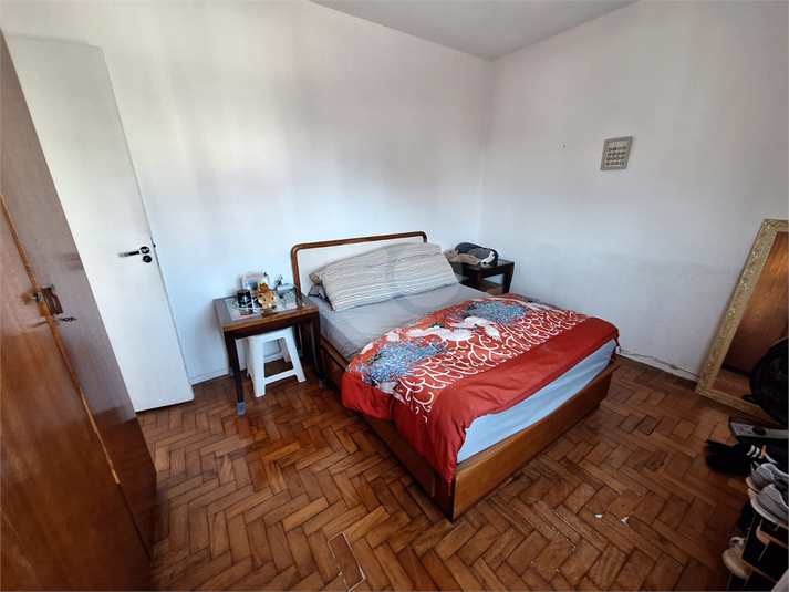 Foto REO1111517