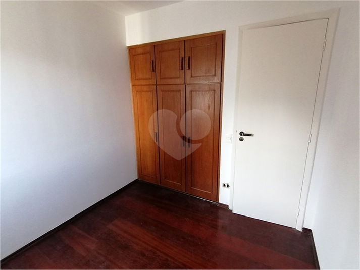 Foto REO1111541