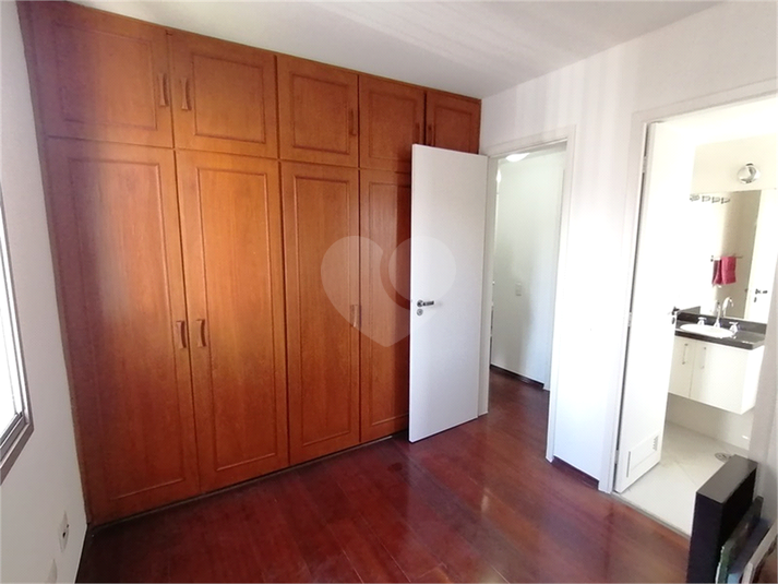 Foto REO1111541