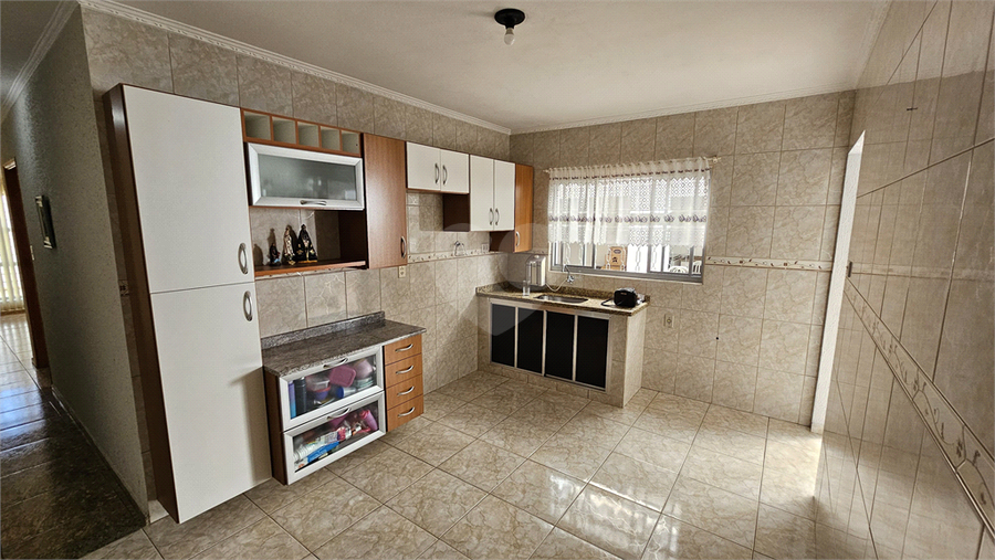 Foto REO1111545