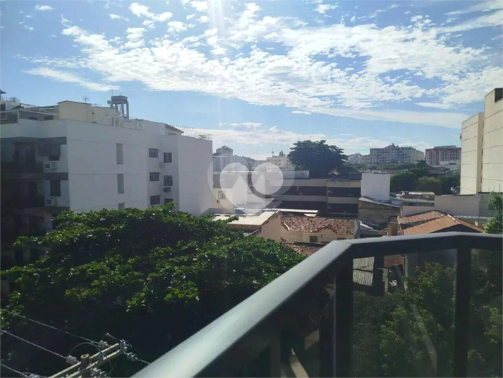 Foto REO1111569