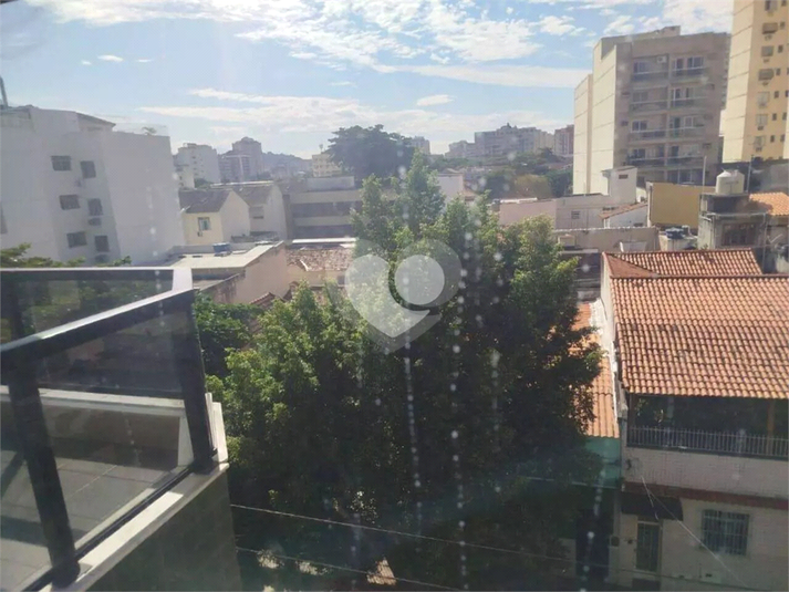 Foto REO1111569