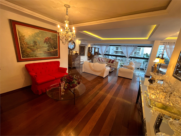Foto REO1111575