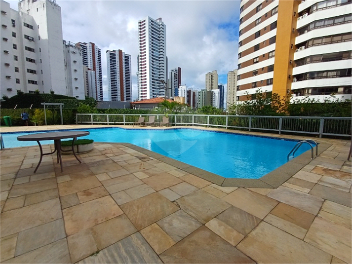 Foto REO1111578