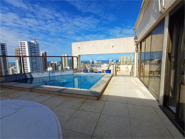 Foto REO1111578