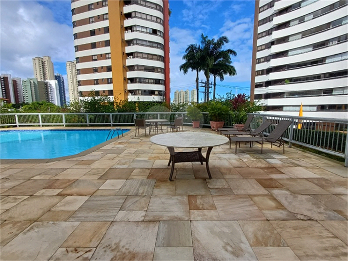 Foto REO1111578