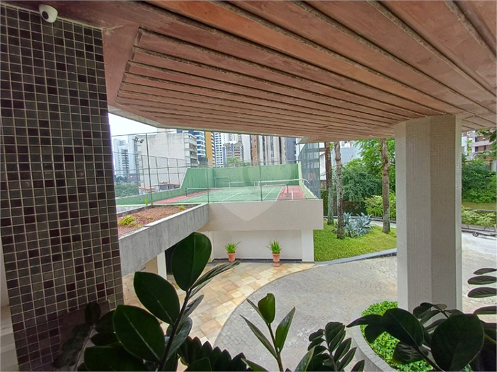 Foto REO1111578