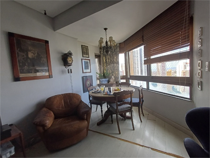 Foto REO1111578