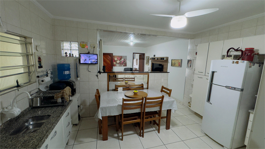Foto REO1111589