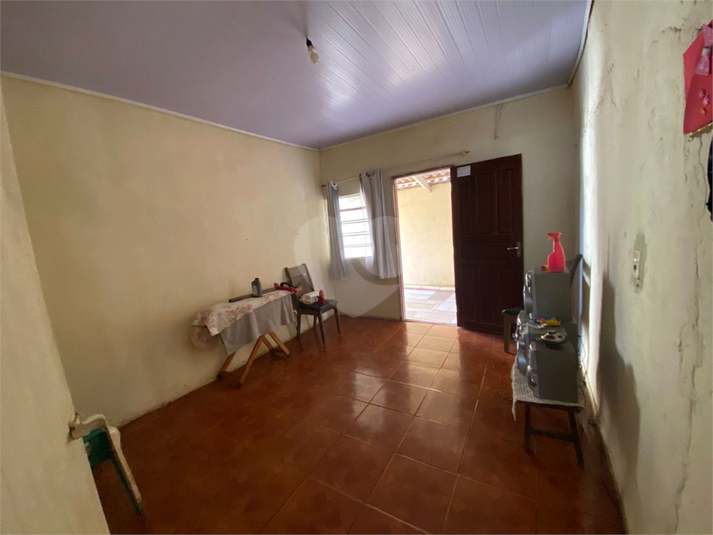 Foto REO1111601