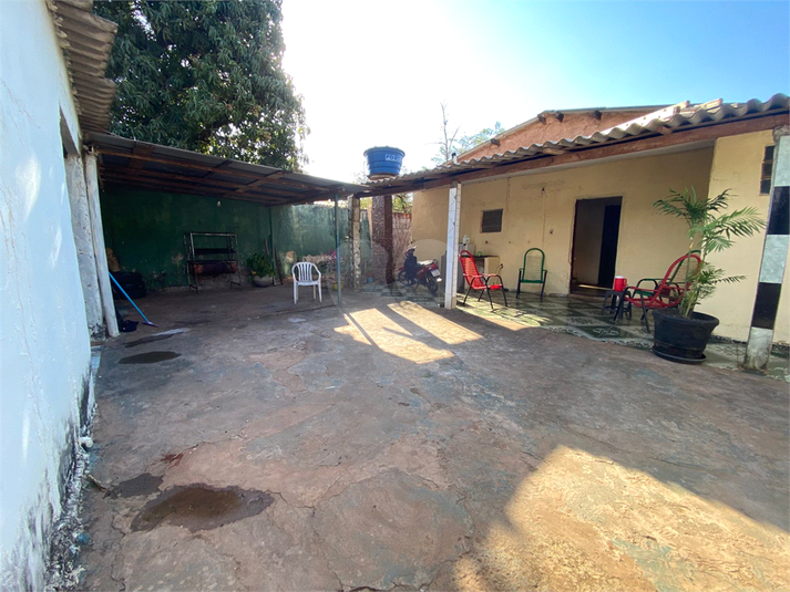 Foto REO1111601
