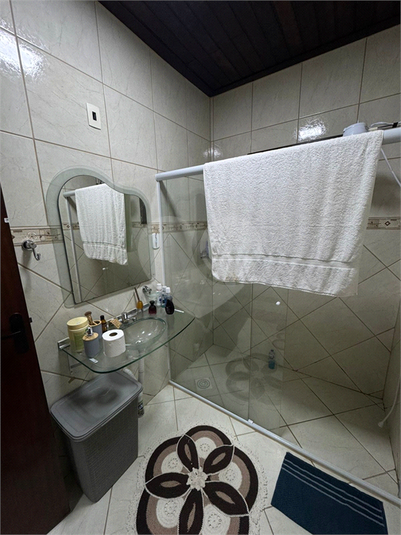 Foto REO1111610