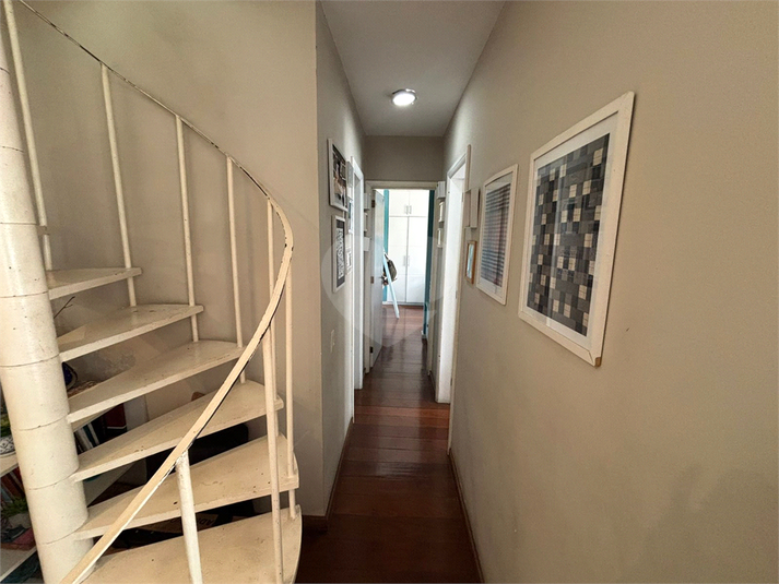 Foto REO1111620