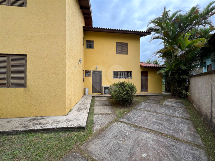 Foto REO1111651