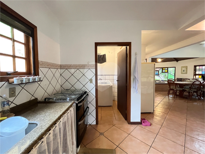 Foto REO1111651