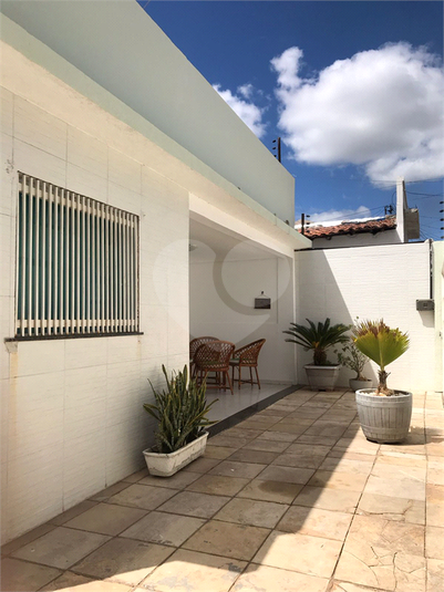 Foto REO1111667