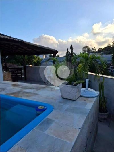 Foto REO1111674