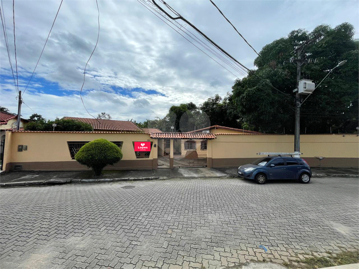 Foto REO1111703