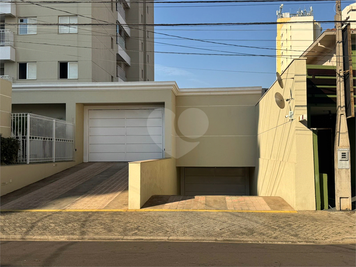Foto REO1111712
