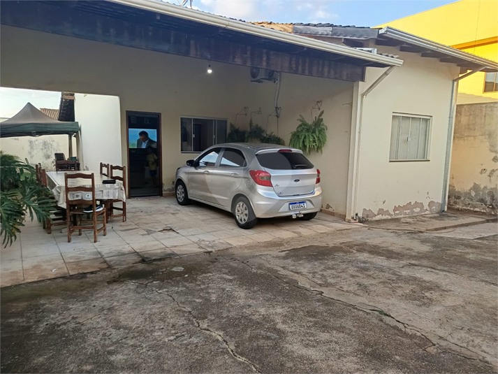 Foto REO1111721