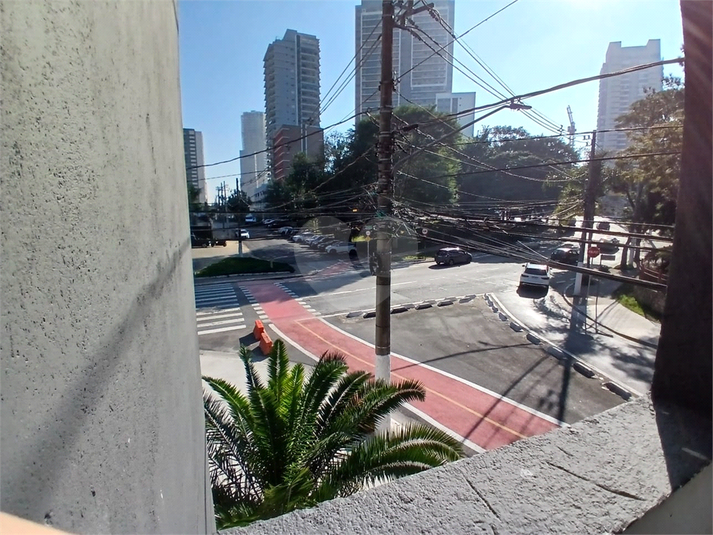 Foto REO1111760