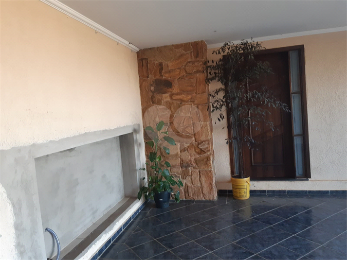 Foto REO1111762