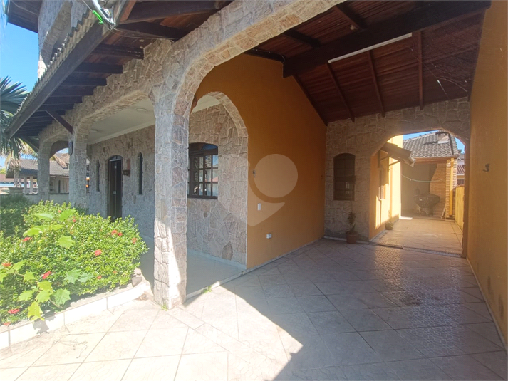 Foto REO1111777