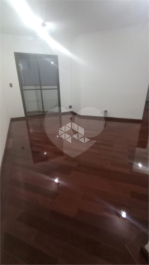 Foto REO1111792