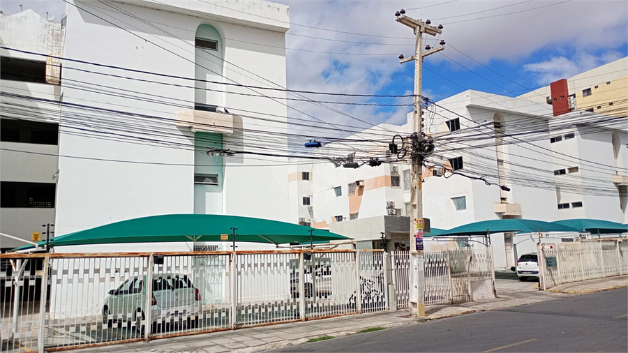Foto REO1111795