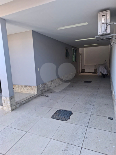 Foto REO1111801