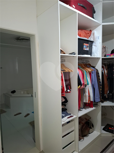Foto REO1111801