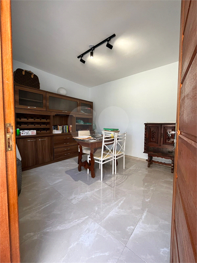 Foto REO1111816
