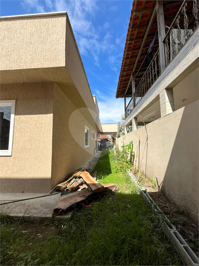 Foto REO1111816