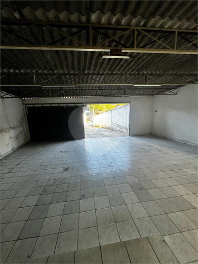 Foto REO1111825