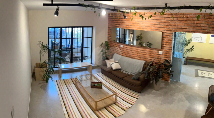 Foto REO1111829
