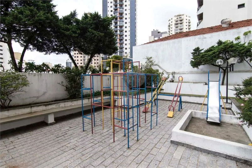 Foto REO1111833