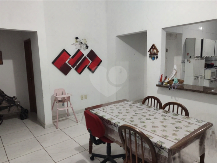 Foto REO1111841
