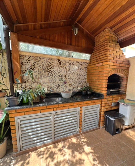 Foto REO1111867