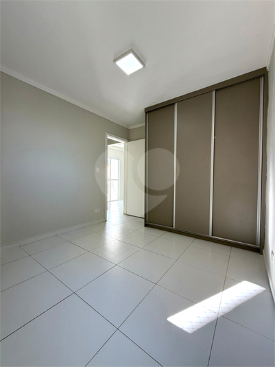 Foto REO1111869