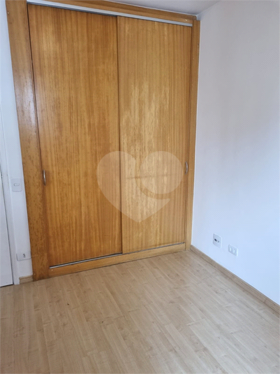 Foto REO1111883