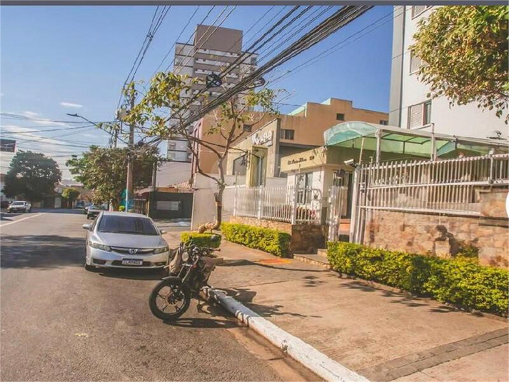 Foto REO1111886