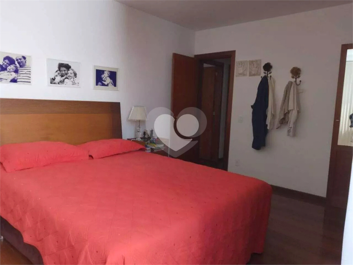 Foto REO1111887