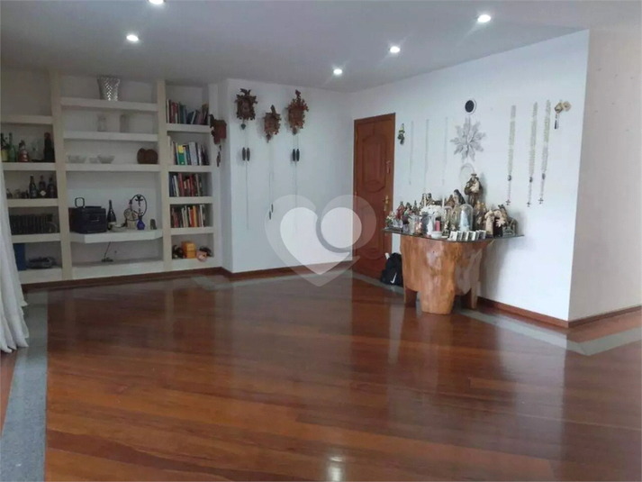 Foto REO1111887