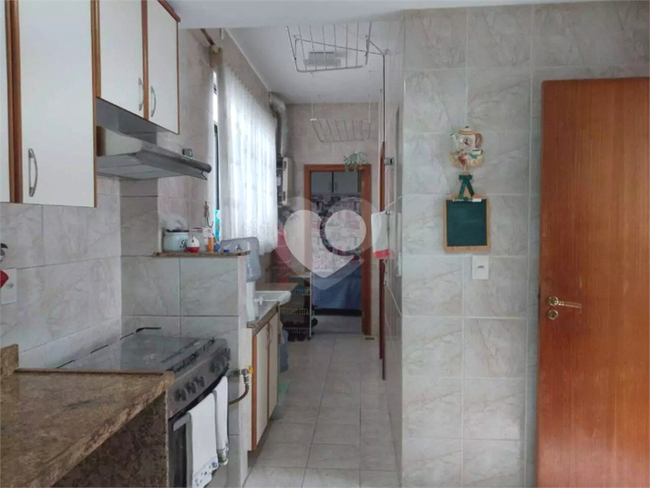 Foto REO1111887