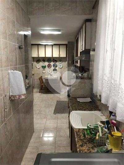 Foto REO1111887